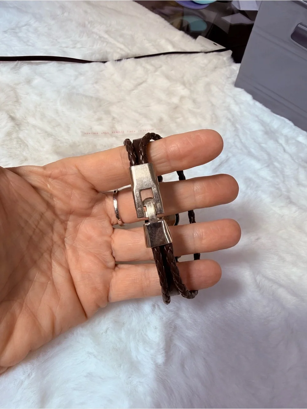 Gucci upcycled leather bracelet - Picture 3 of 7